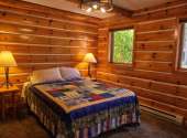 cabin-7-bedroom-master
